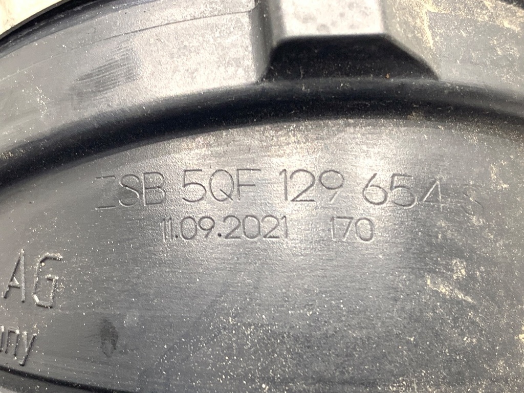STARK-737218-3