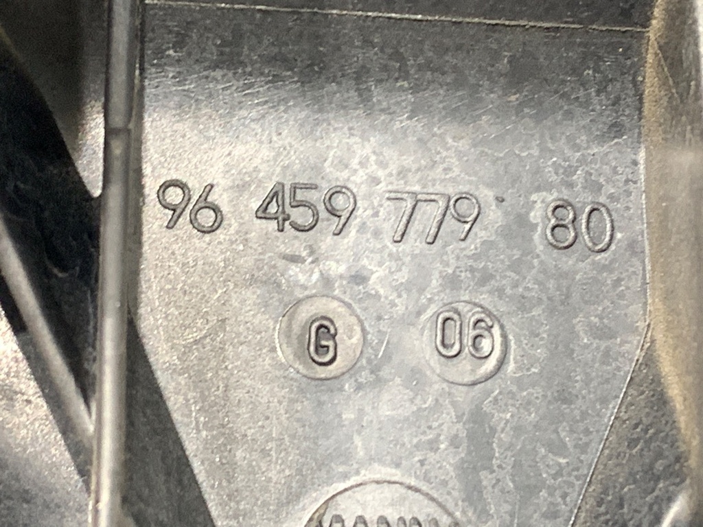 STARK-743708-4