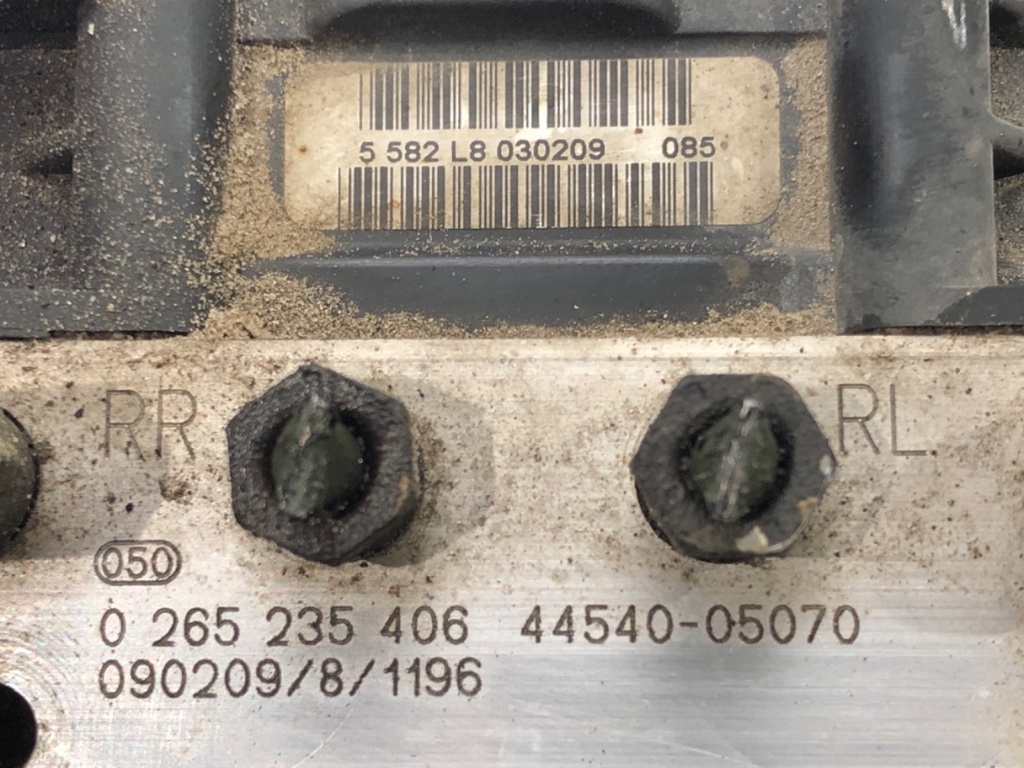 STARK-555040-4