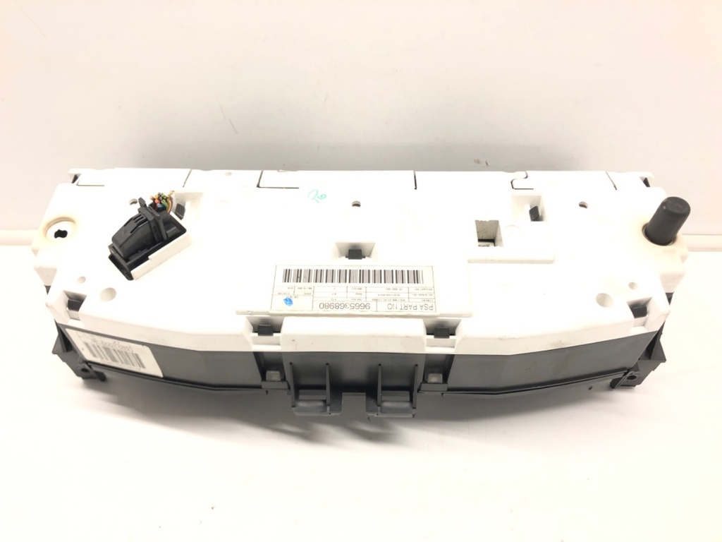 STARK-472122-1