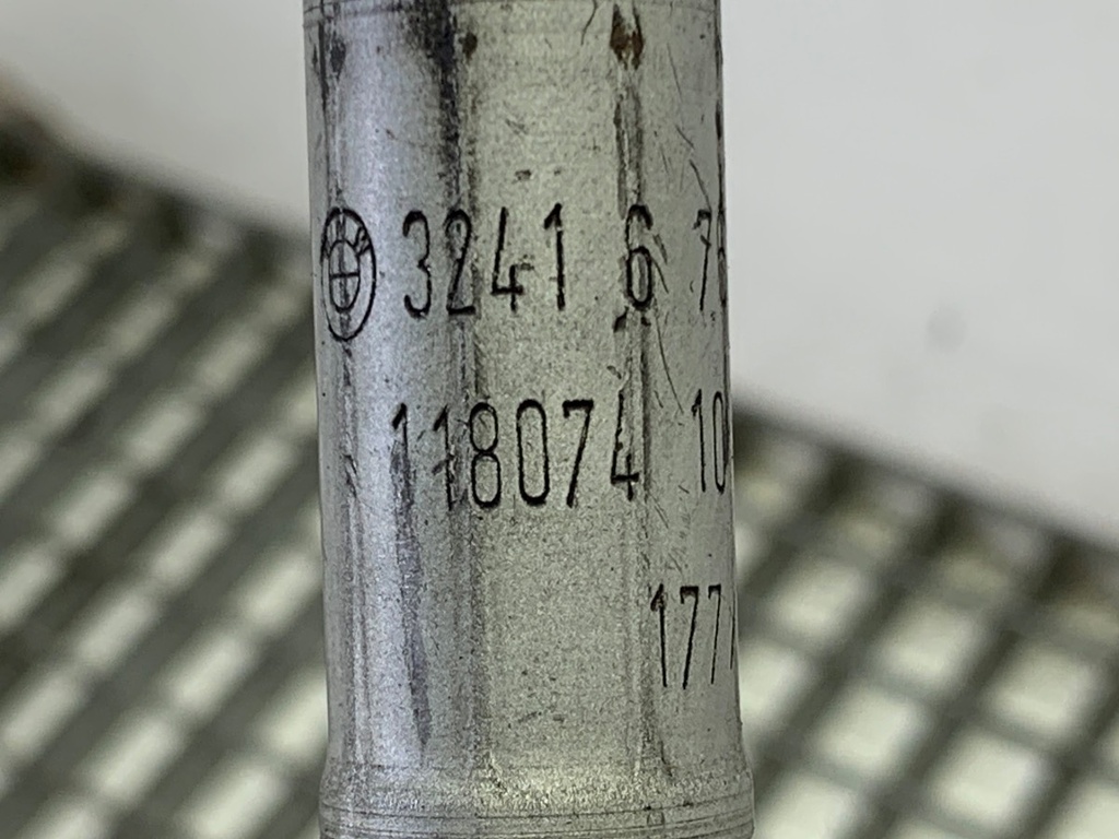STARK-699486-4