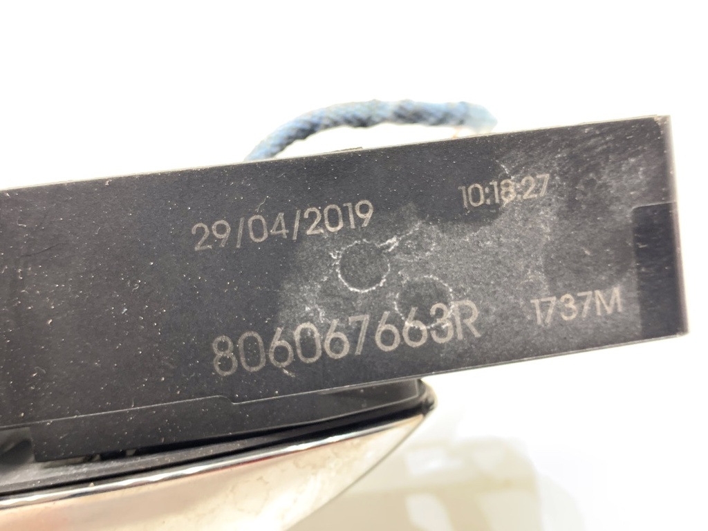 STARK-808715-4