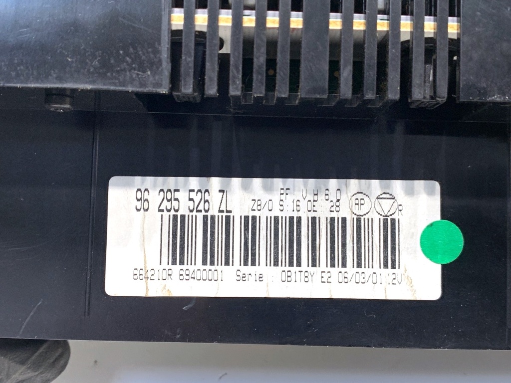 STARK-859579-4