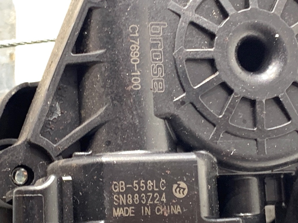 STARK-871795-4