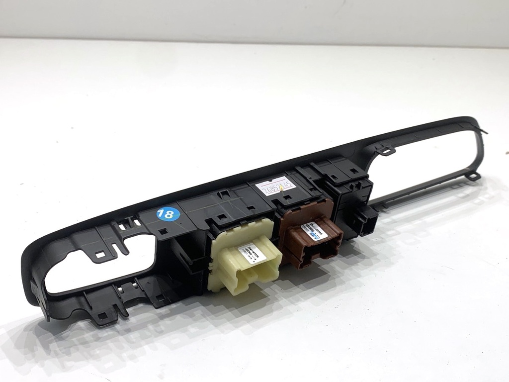 STARK-908185-1