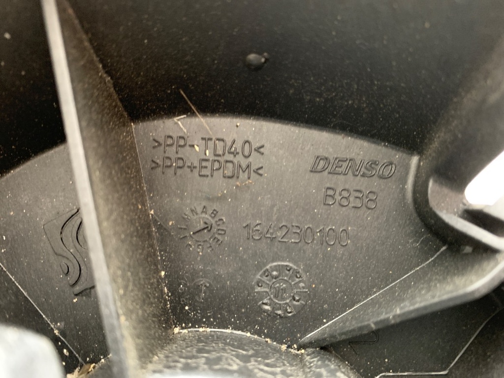STARK-931935-4