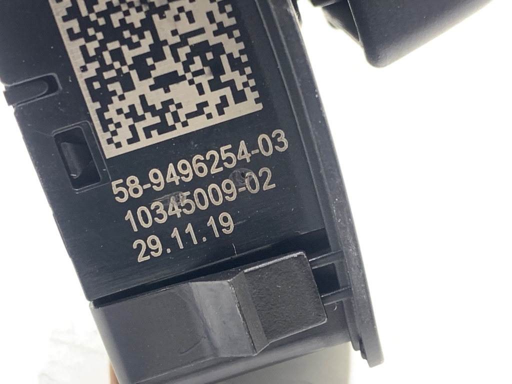STARK-851302-4