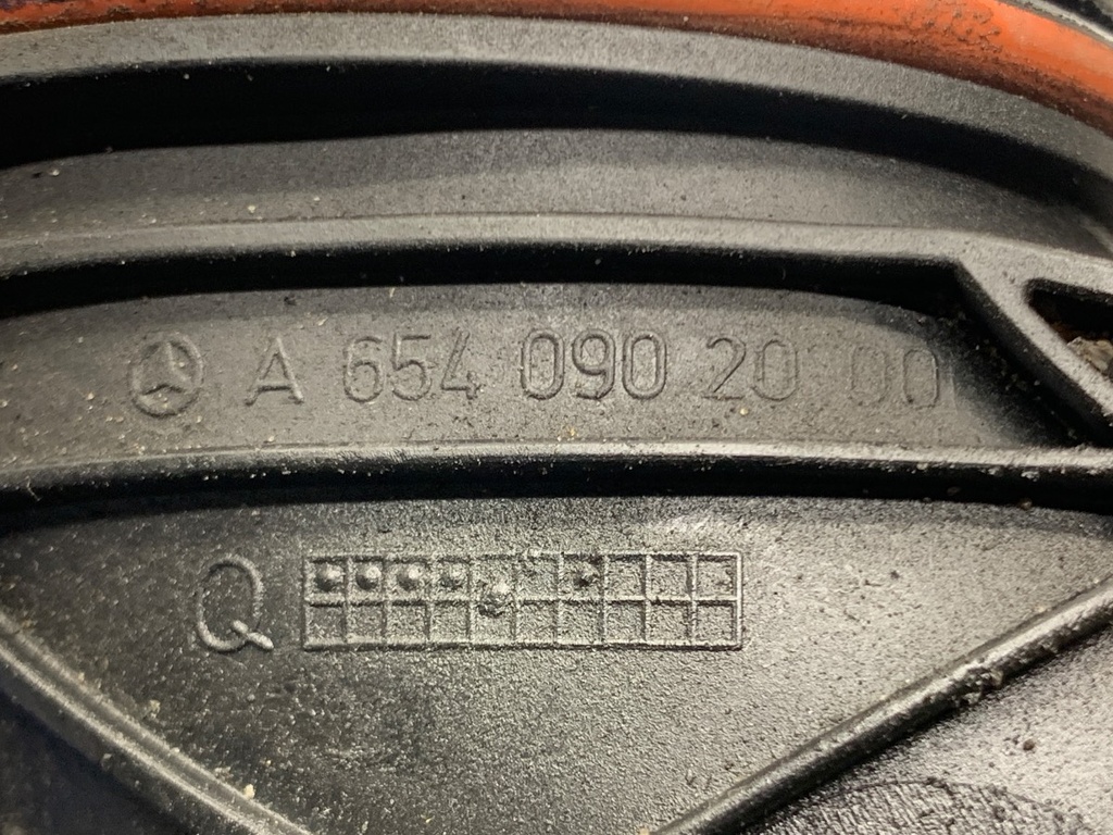 STARK-856869-3