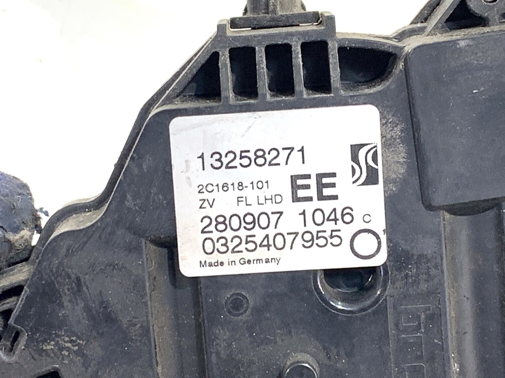 STARK-859832-3