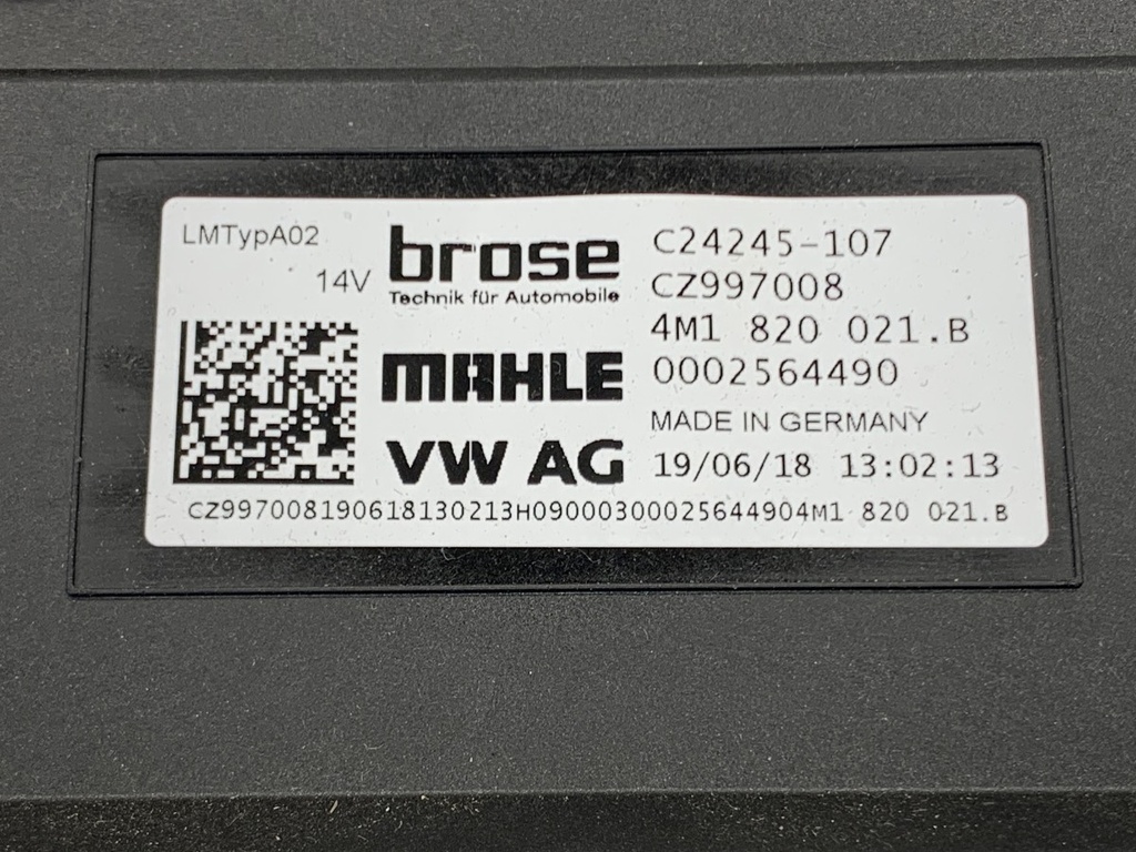 STARK-875842-4