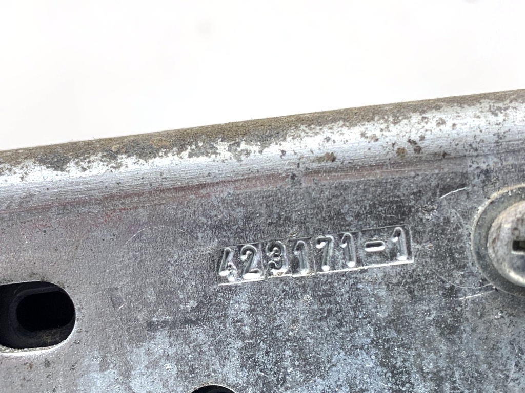 STARK-886621-3