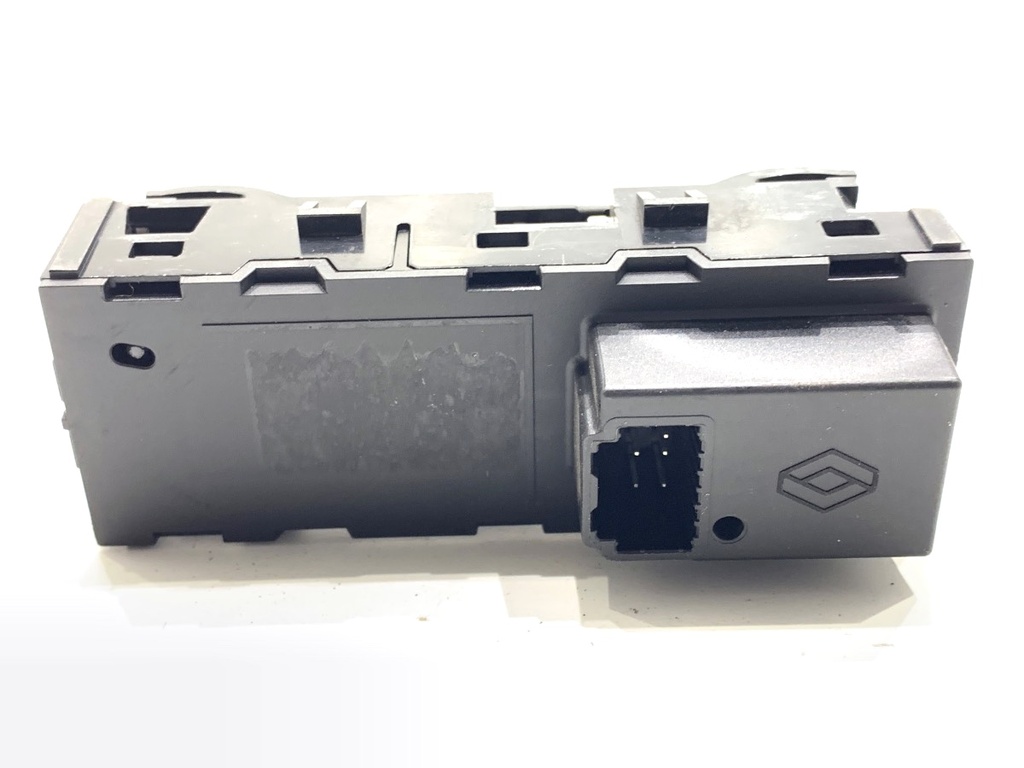 STARK-908270-1
