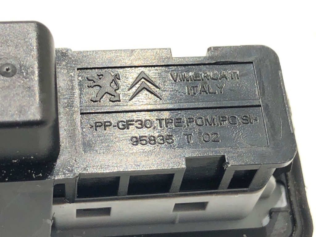 STARK-909777-3
