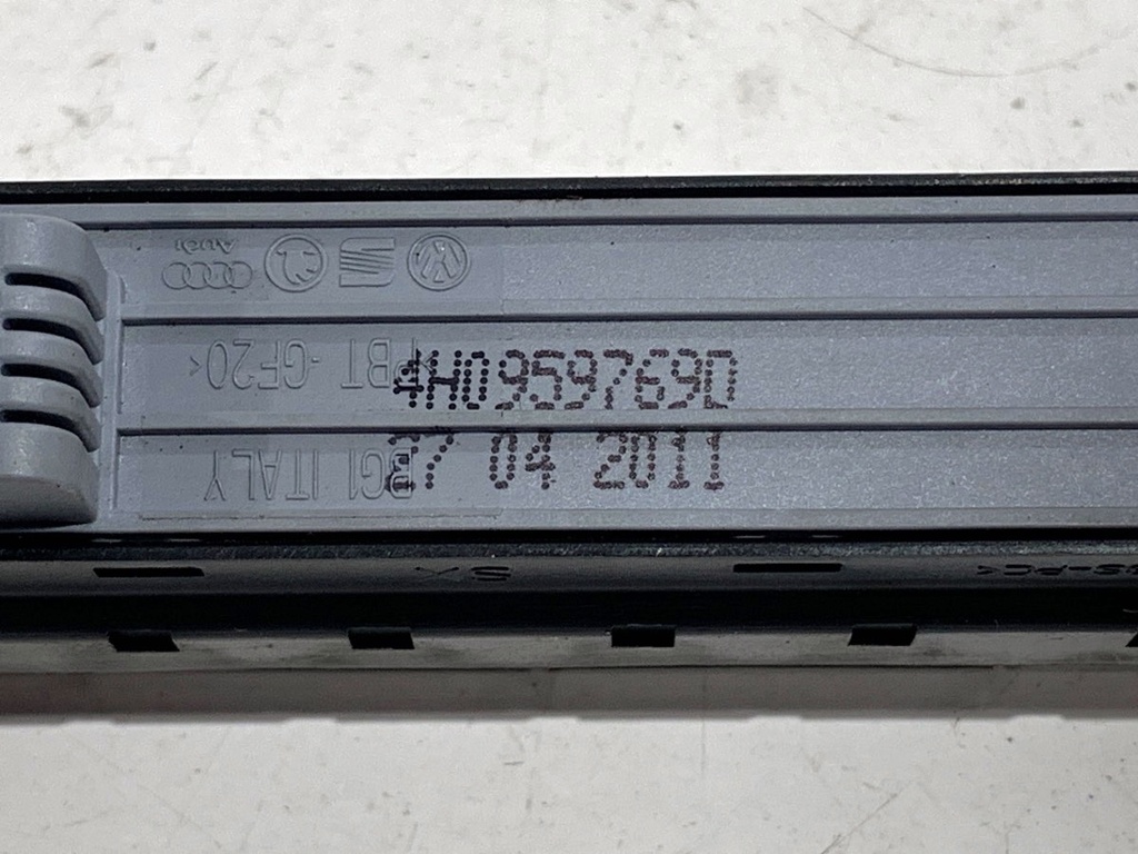 STARK-818917-4