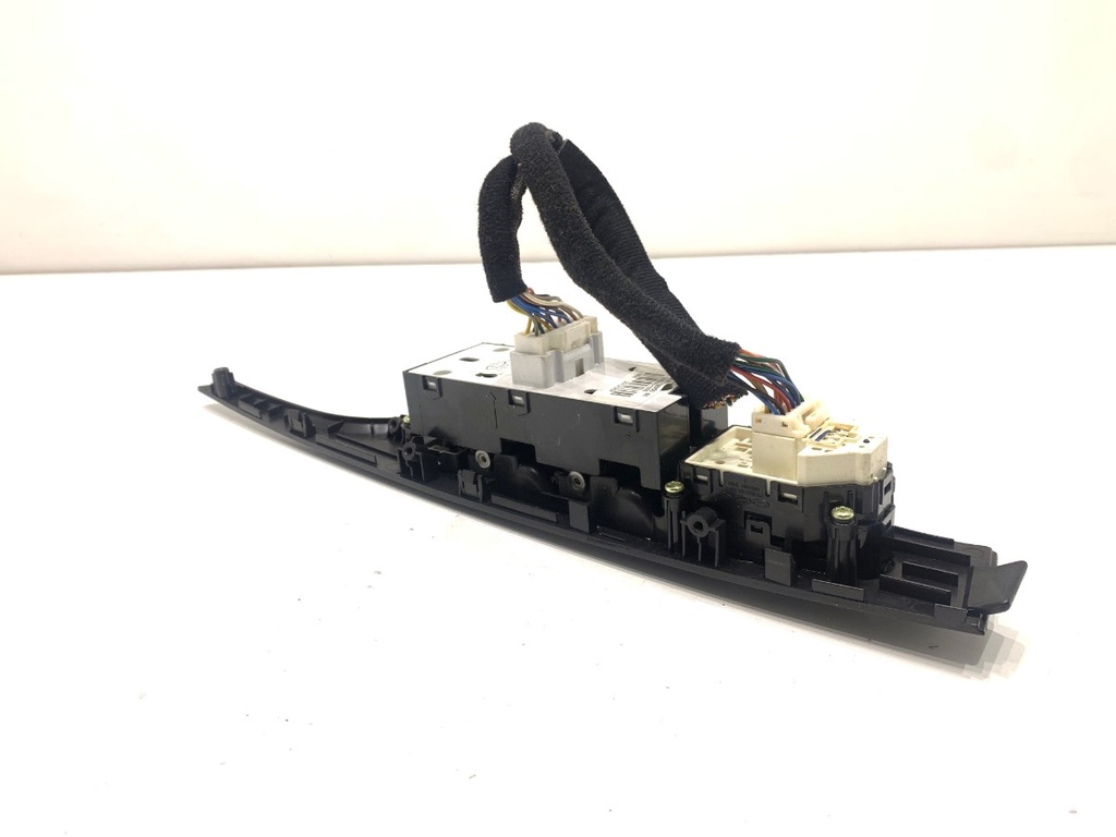 STARK-825750-2