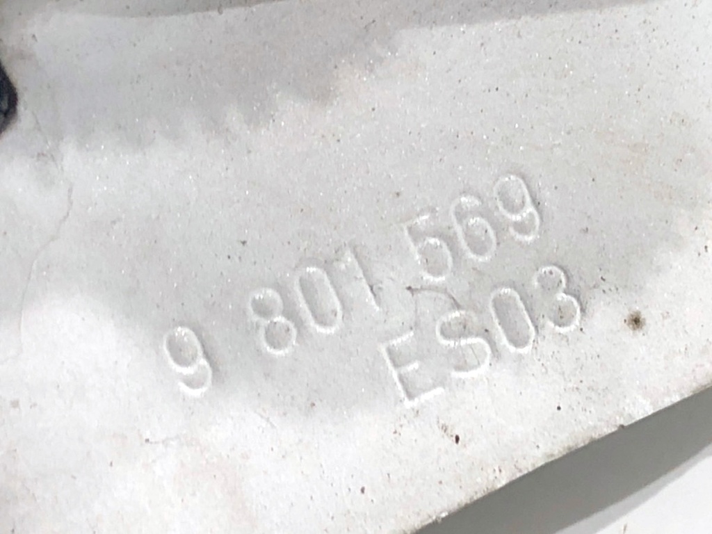 STARK-838181-2