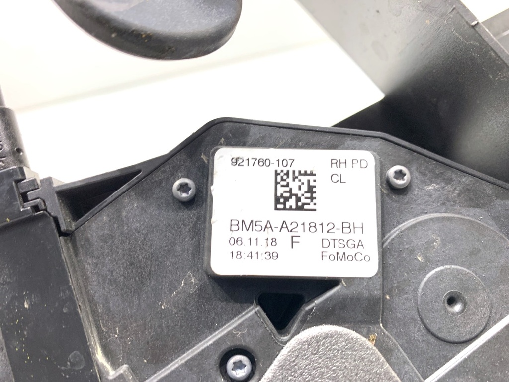 STARK-839774-5
