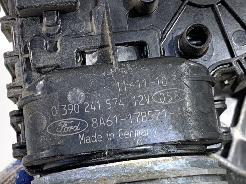 STARK-839917-4