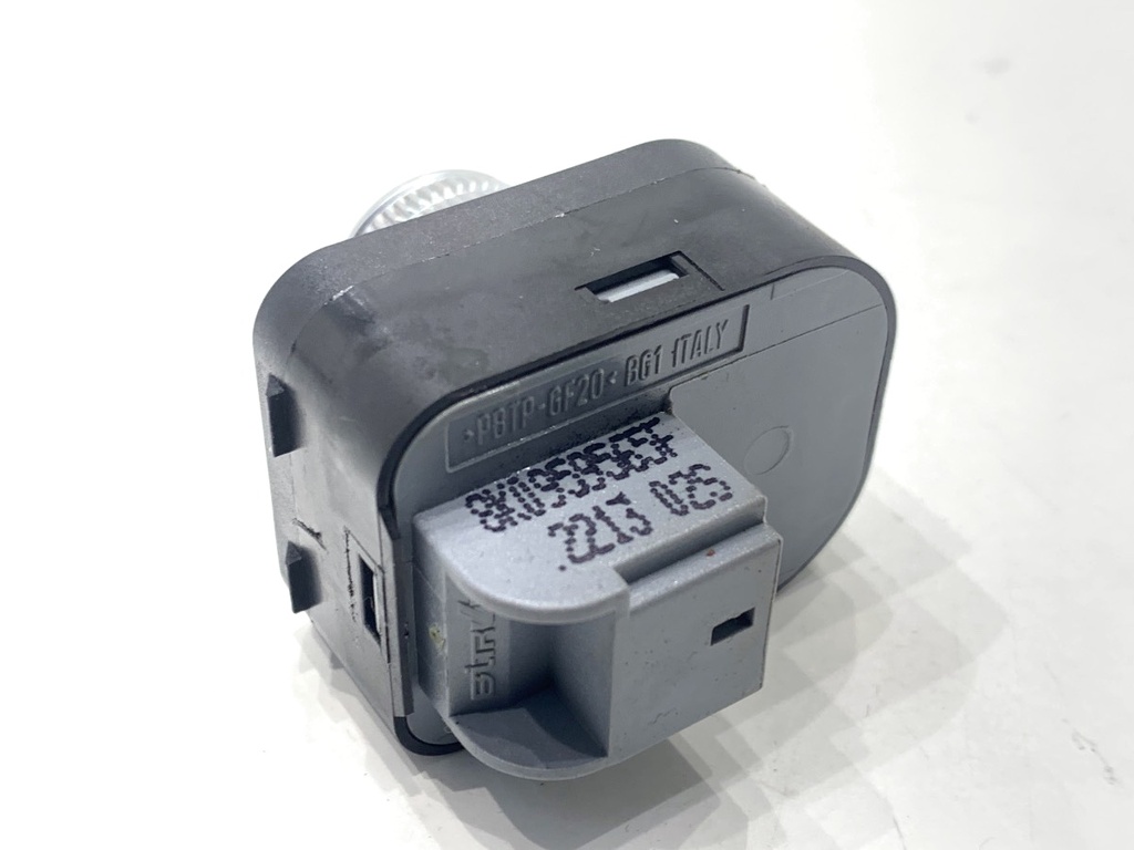 STARK-848164-1