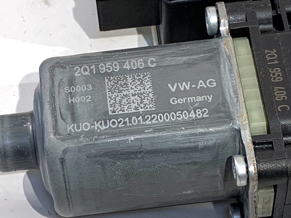STARK-851190-4