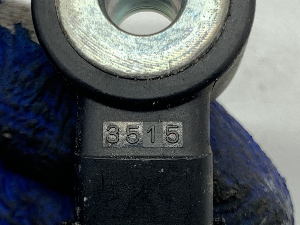 STARK-858581-3