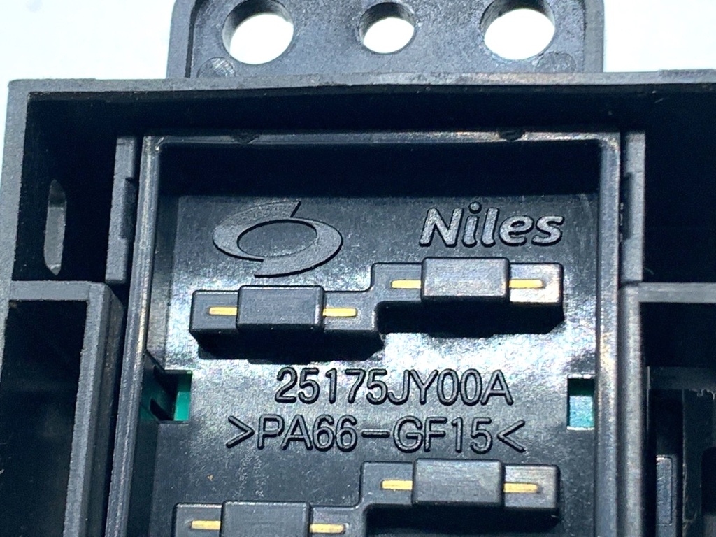 STARK-889687-4