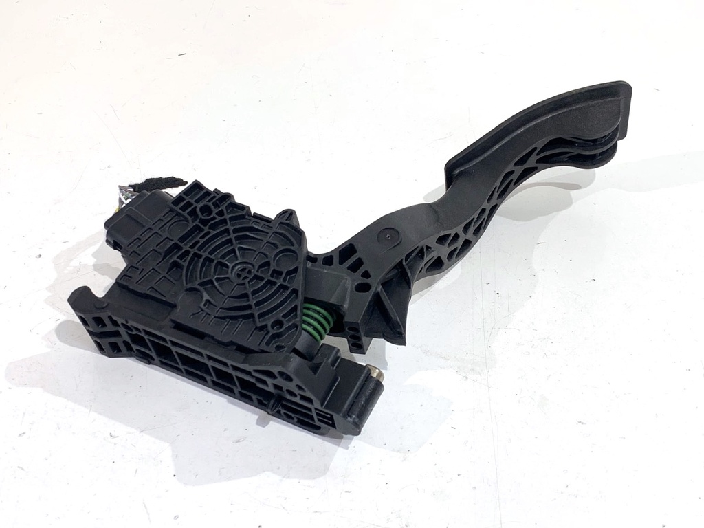 STARK-890980-1