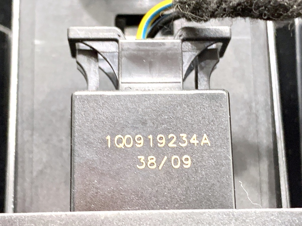STARK-891648-4