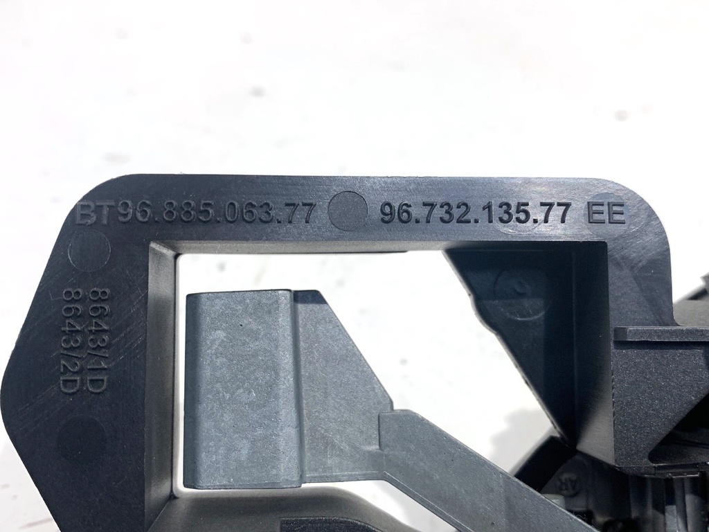 STARK-895365-4