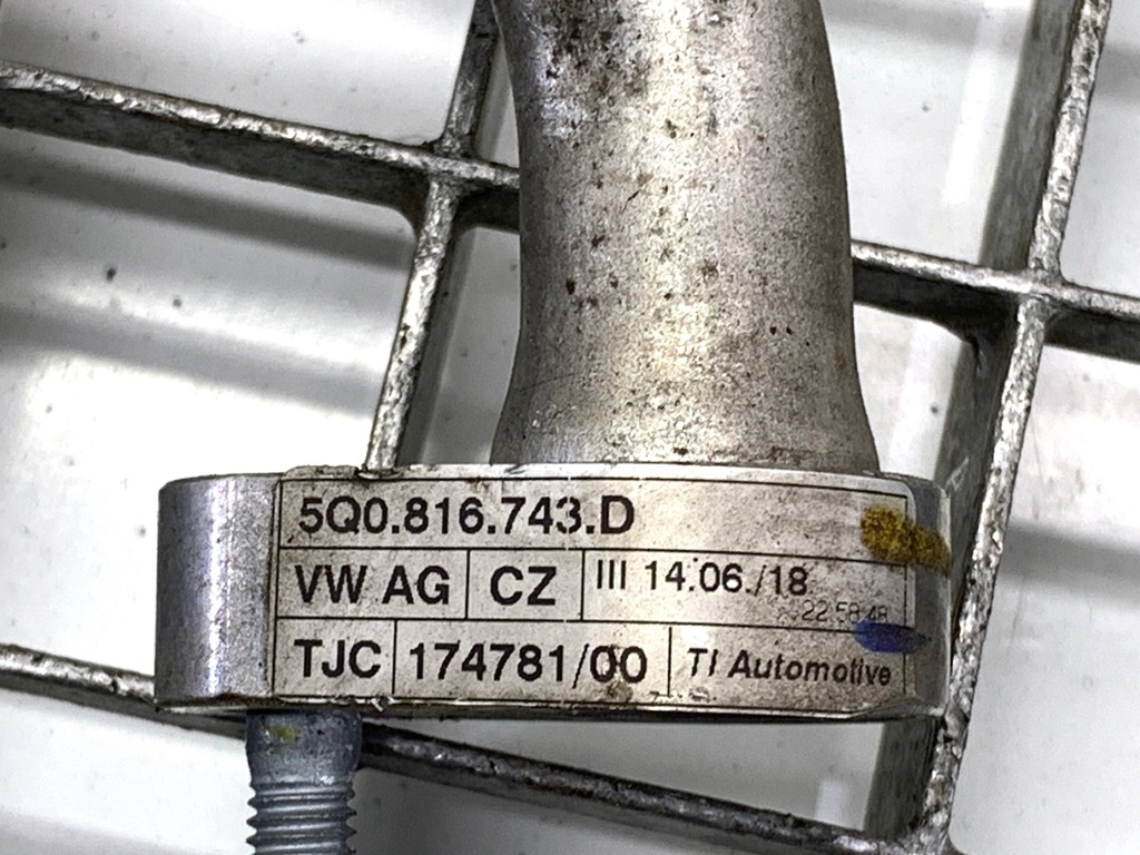 STARK-922448-4