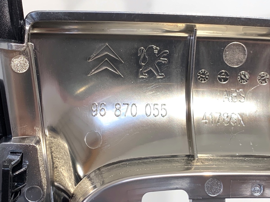 STARK-908648-5
