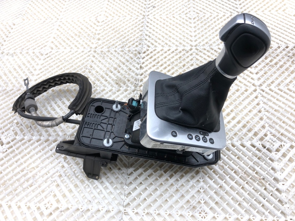 STARK-839605-1