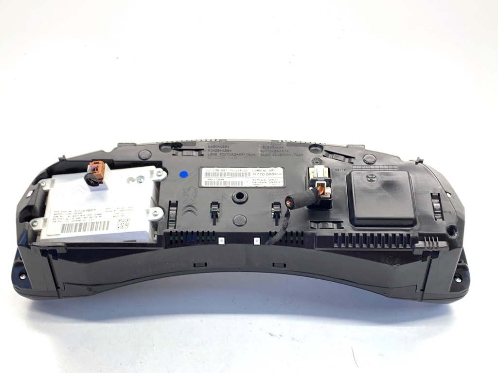 STARK-854099-2