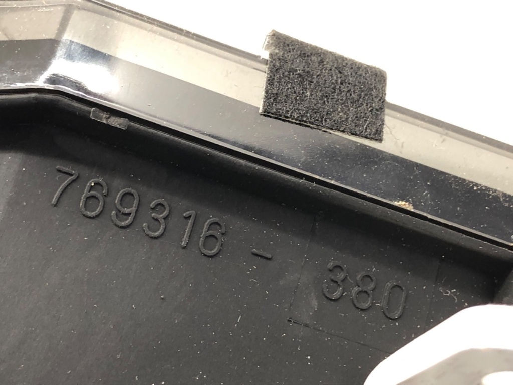STARK-860977-3