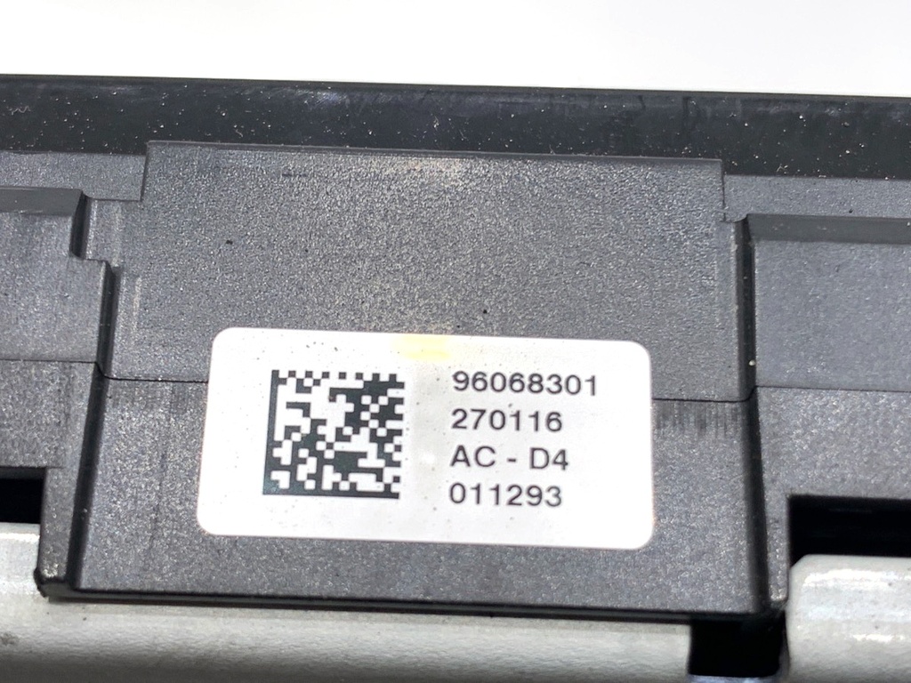 STARK-910447-5