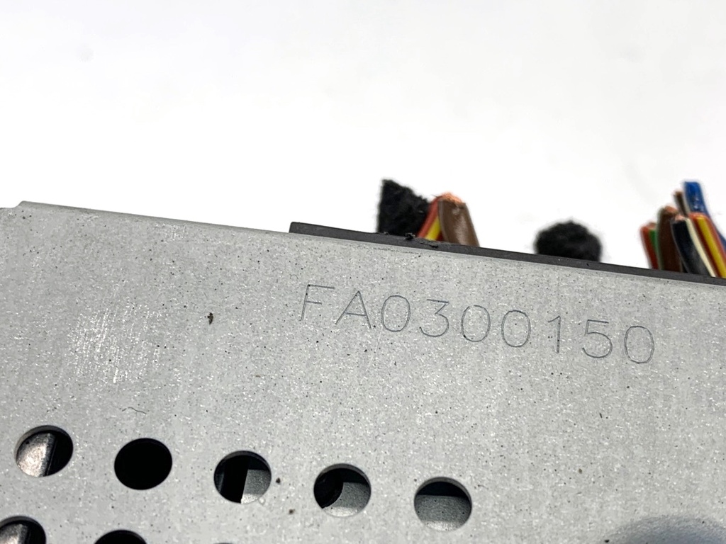 STARK-890961-4
