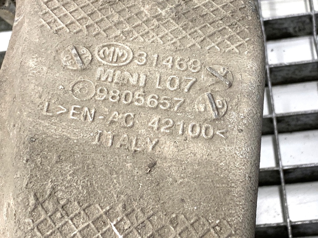 STARK-838200-4