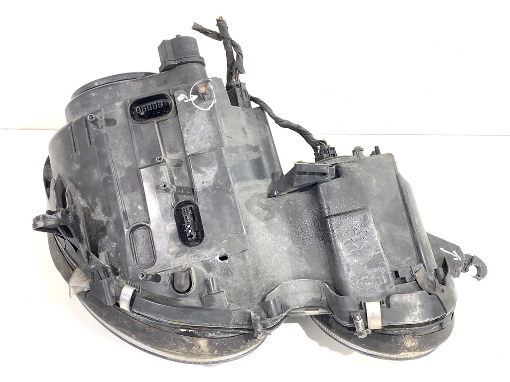 STARK-890437-1