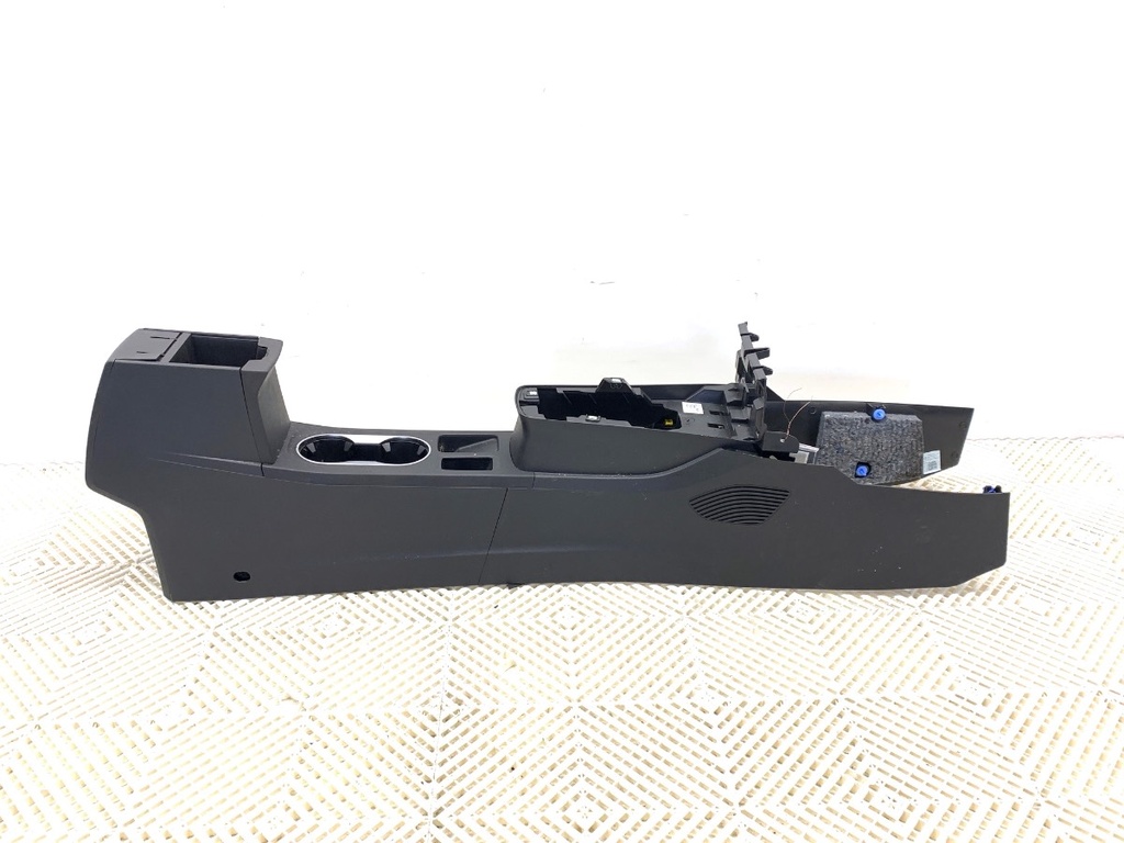 STARK-796466-2