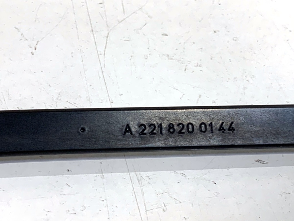 STARK-882090-4