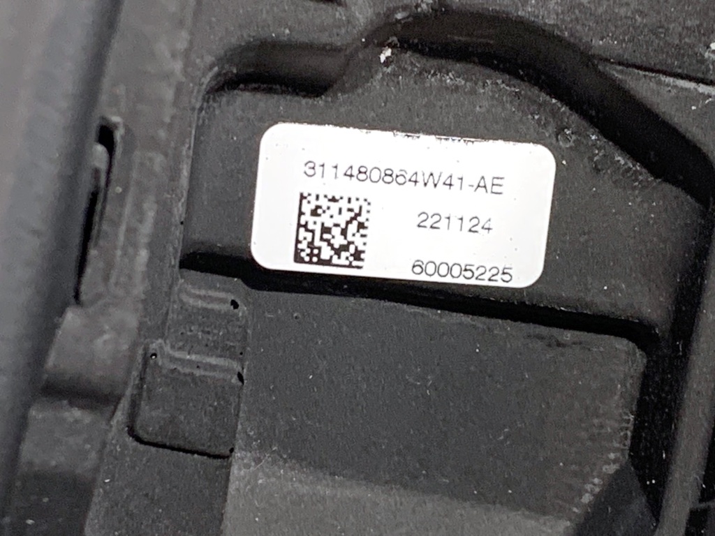 STARK-843870-4
