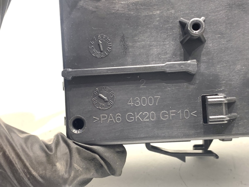 STARK-852212-4