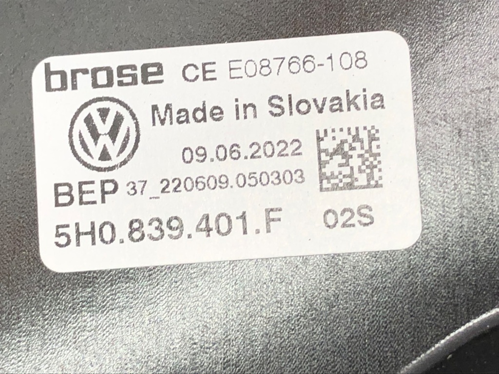 STARK-735560-4