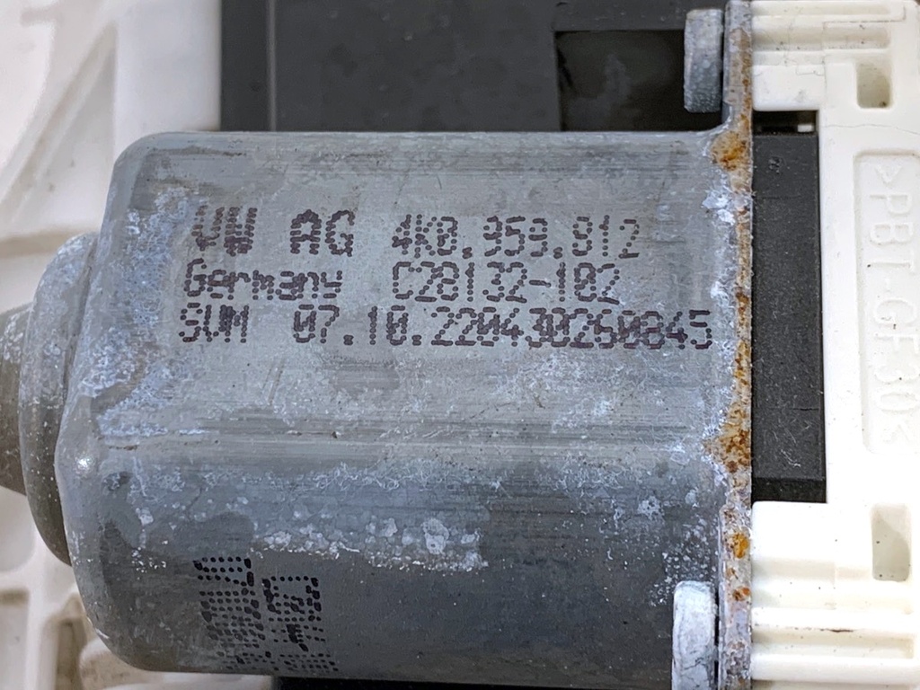 STARK-835179-3