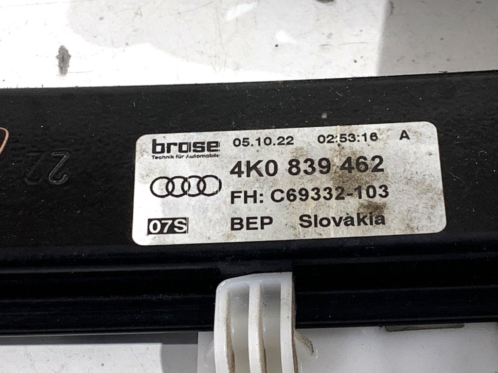 STARK-835179-4