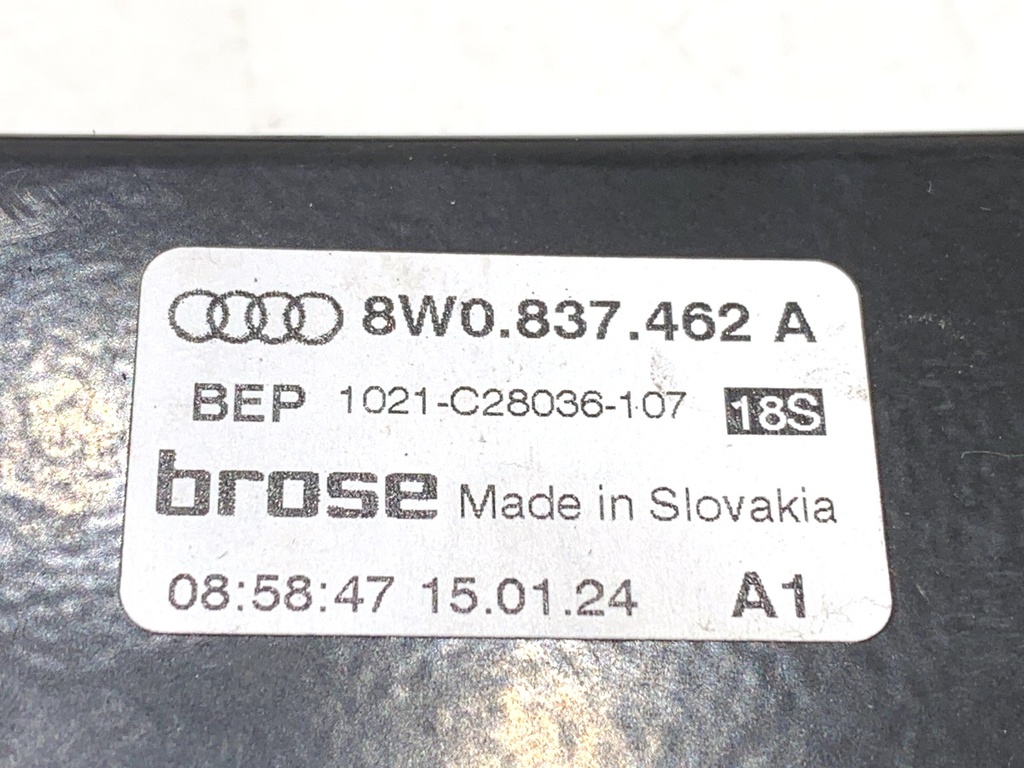 STARK-779037-4