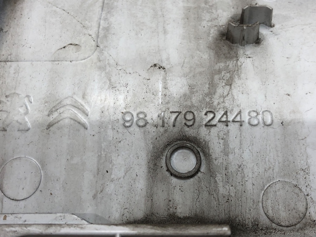 STARK-629407-3