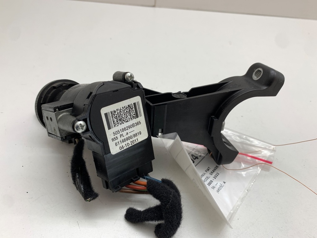 STARK-932049-1