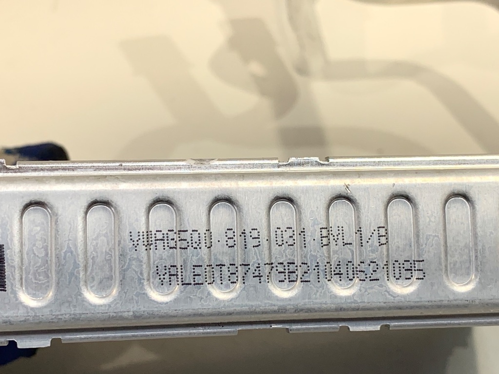 STARK-821929-4