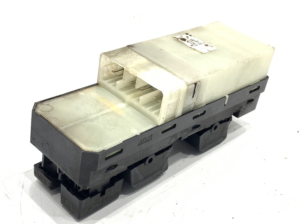 STARK-750638-1